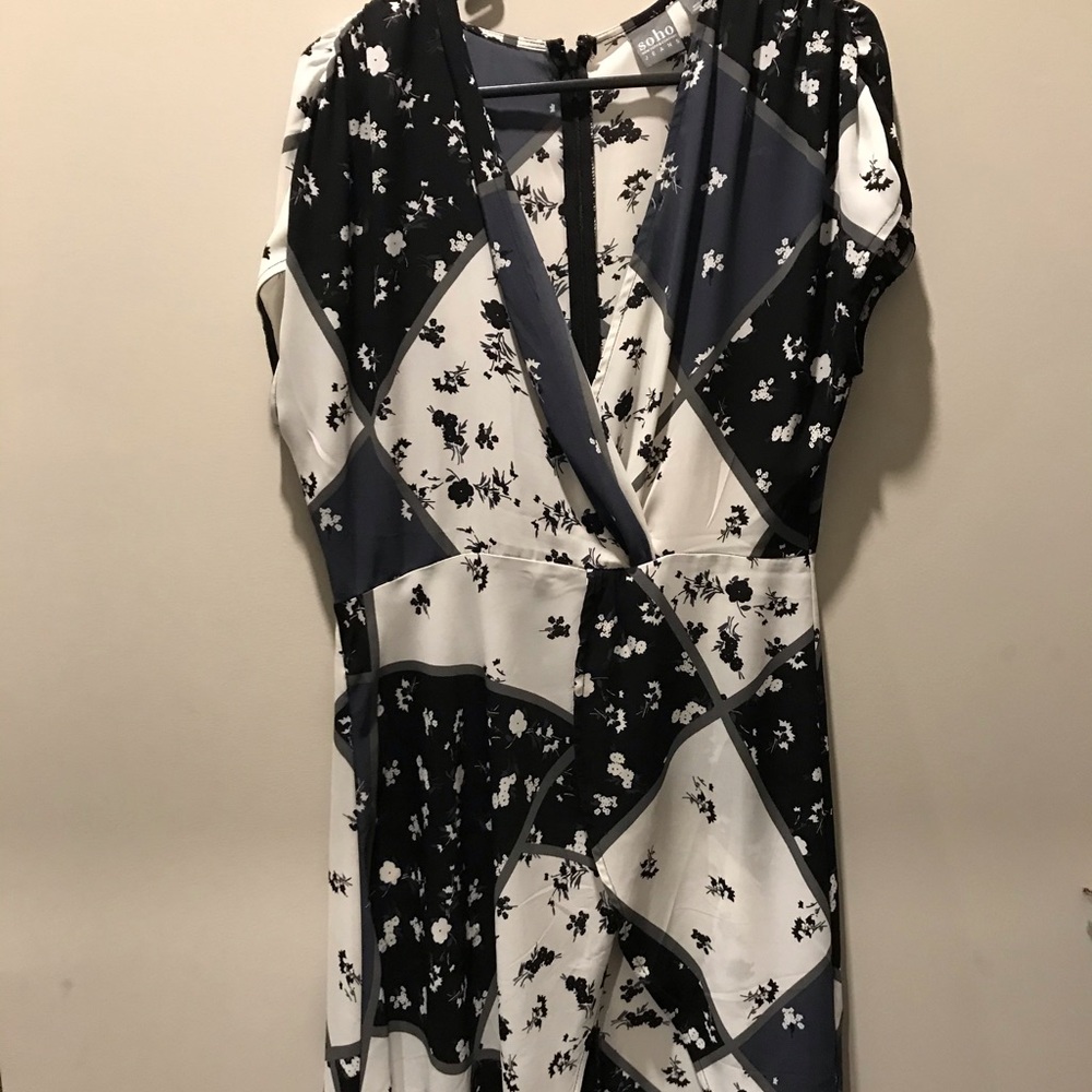 High low long tunic top! Great with jeans/leggings